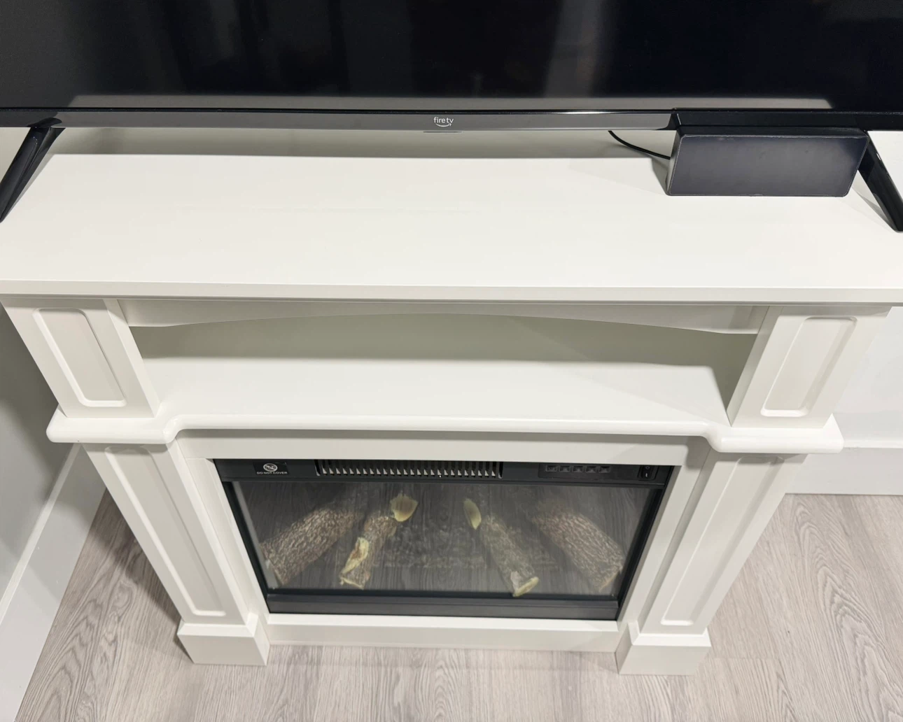 White Electric Fireplace with Mantel – Excellent Condition - photo 3
