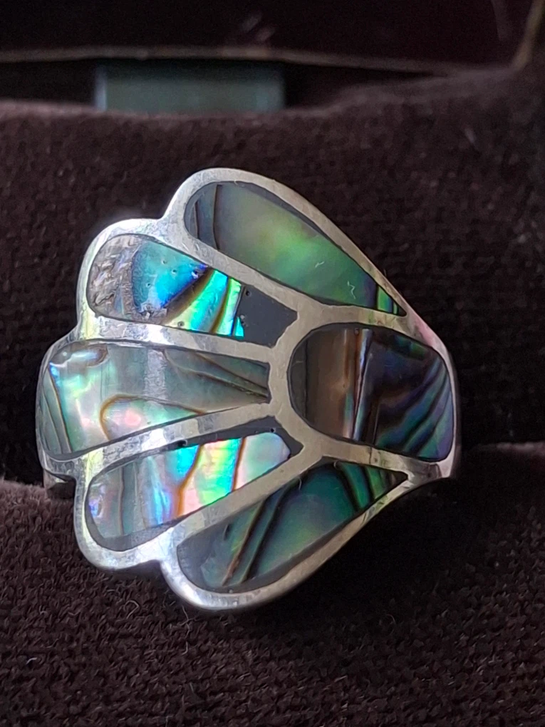 Abalone ring (silver stamped 925)
