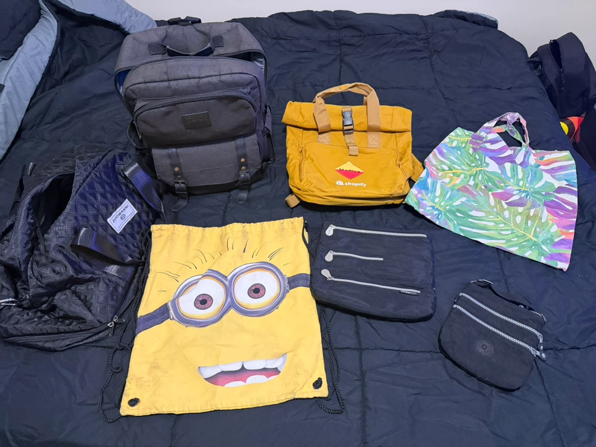 Assorted backpacks and bags bundle - photo 2