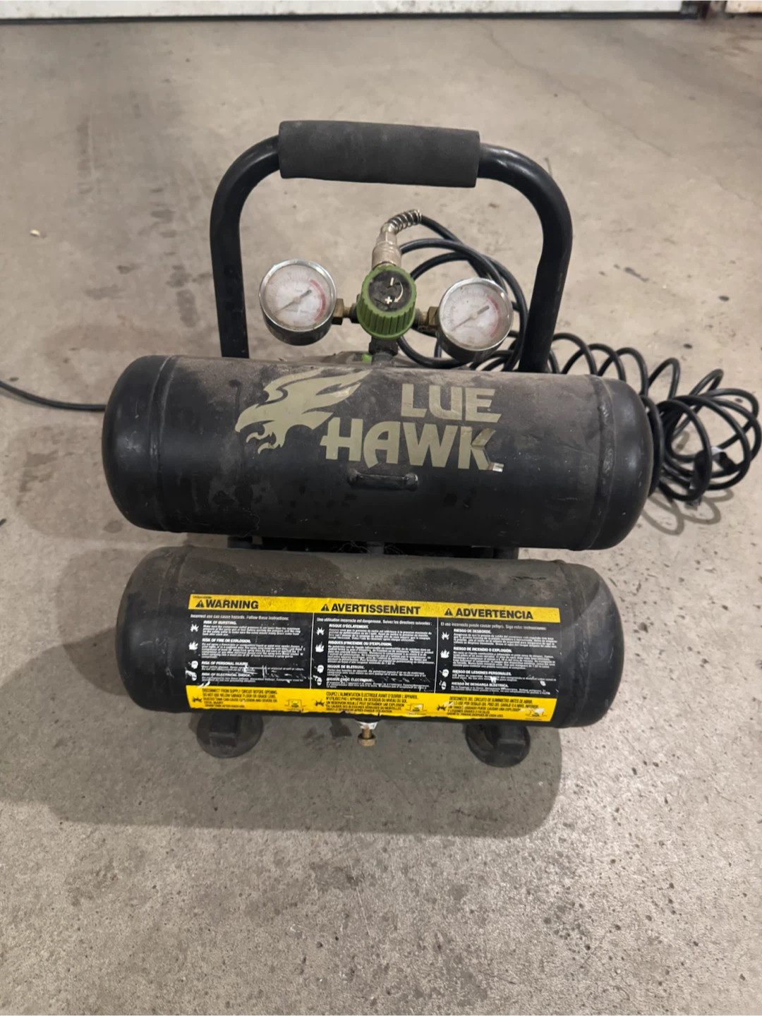 Small Air Compressor with coil hose
