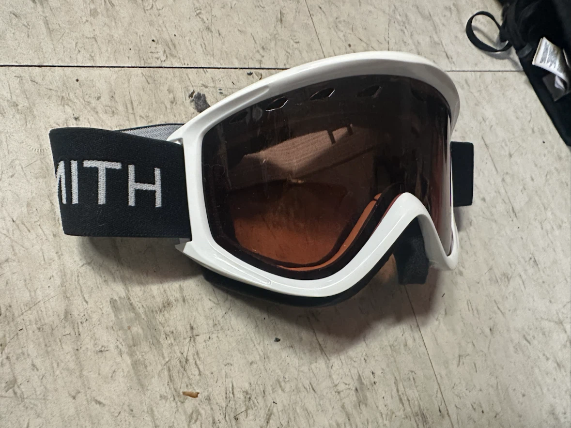 Smith Ski/Snowboard Goggles - photo 2