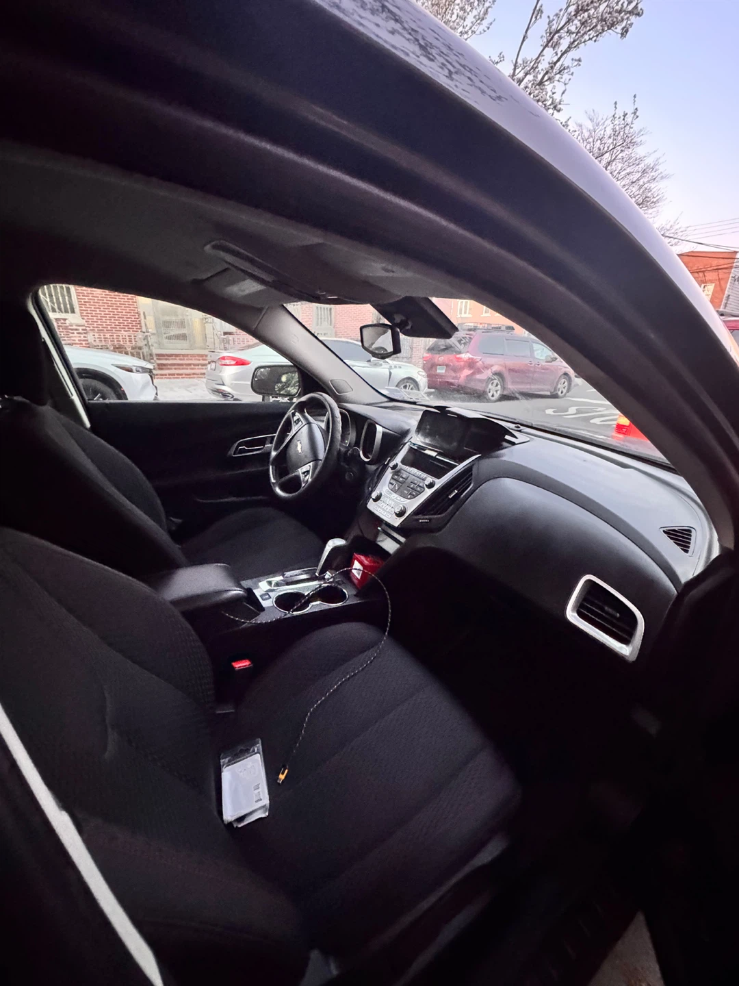 Chevrolet Equinox SUV - photo 3