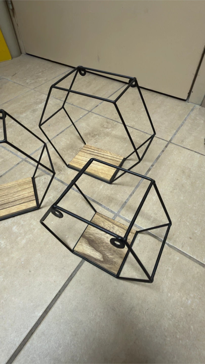 Set of 3 Hexagon Wall Shelves - photo 2
