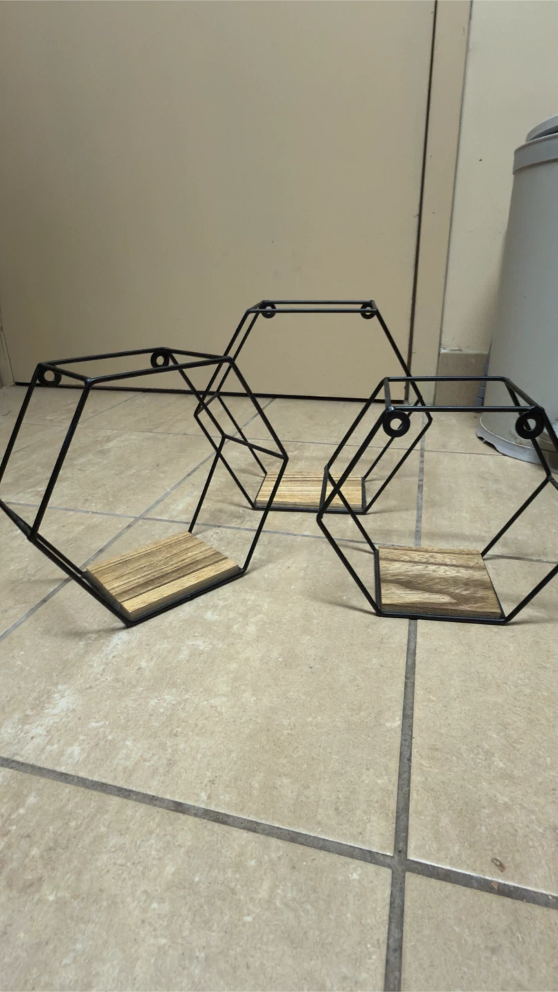 Set of 3 Hexagon Wall Shelves - photo 4