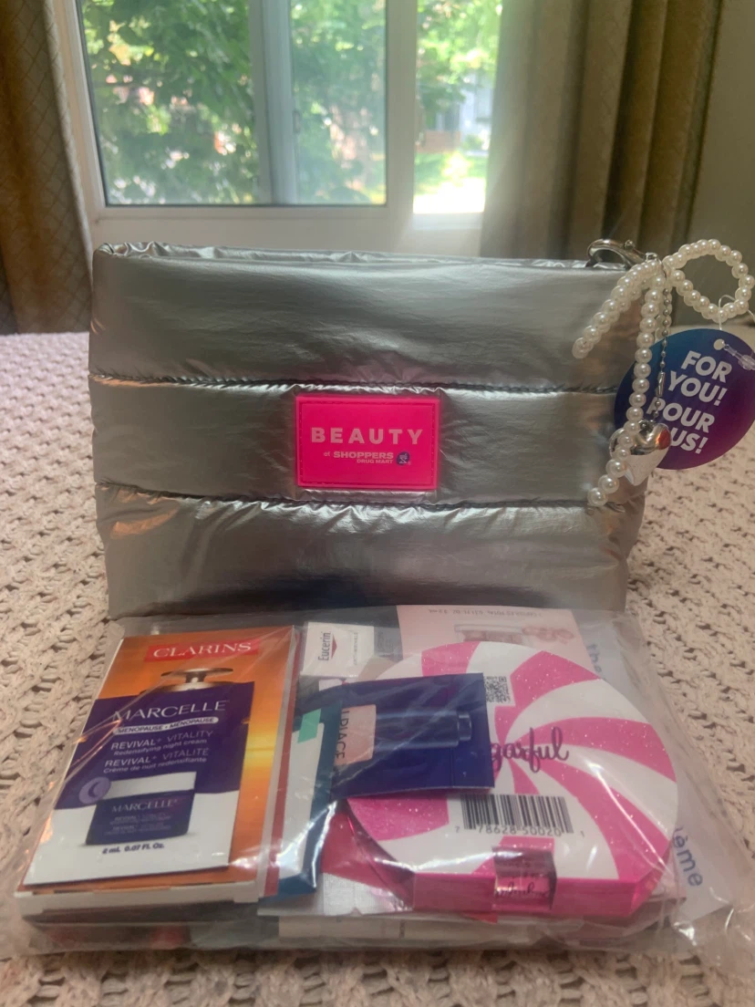 Shoppers Drug Mart Beauty Gift Bag with Samples
