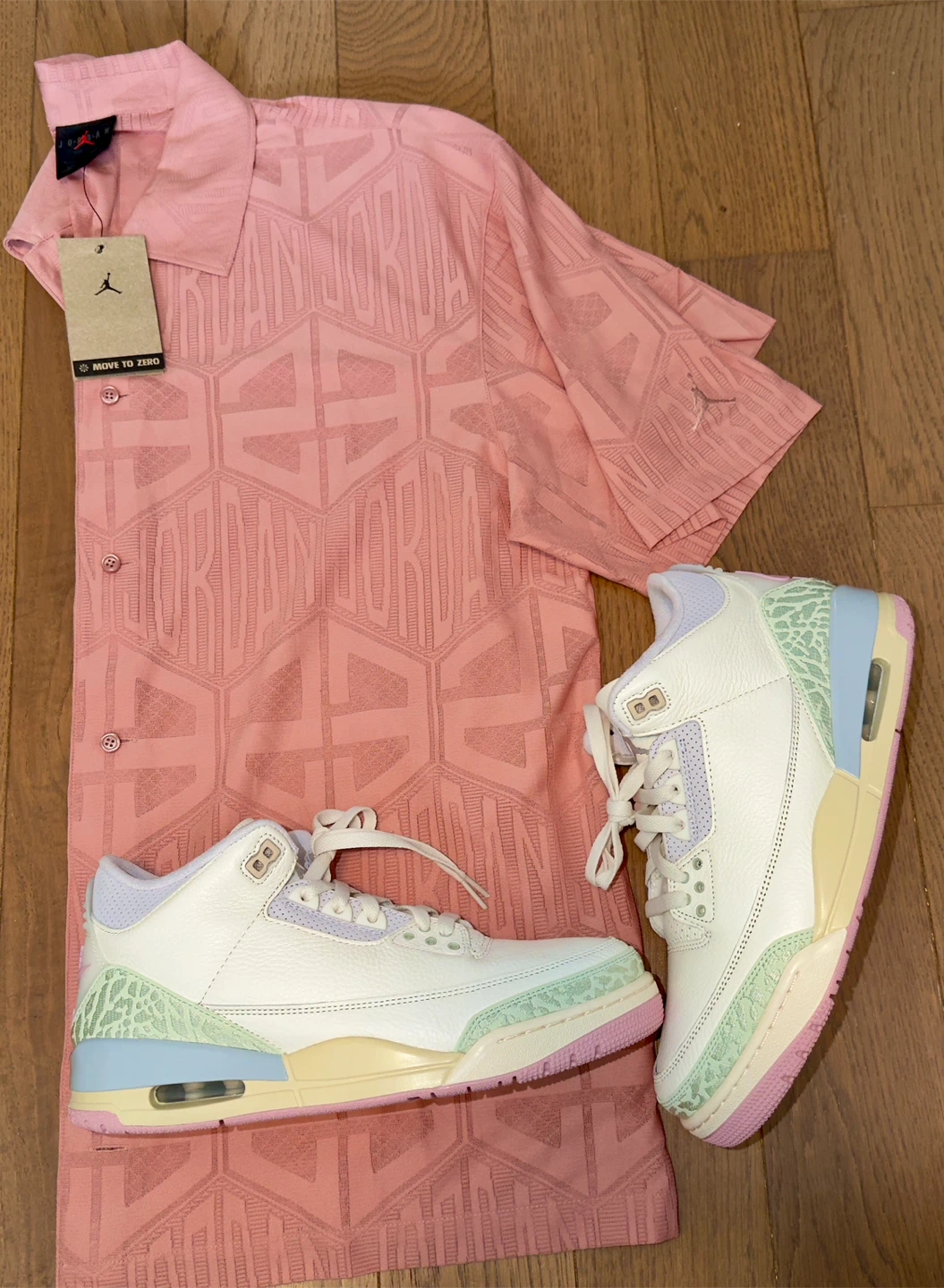 Jordan Pink Shirt and Shoes Retro 3 - photo 2