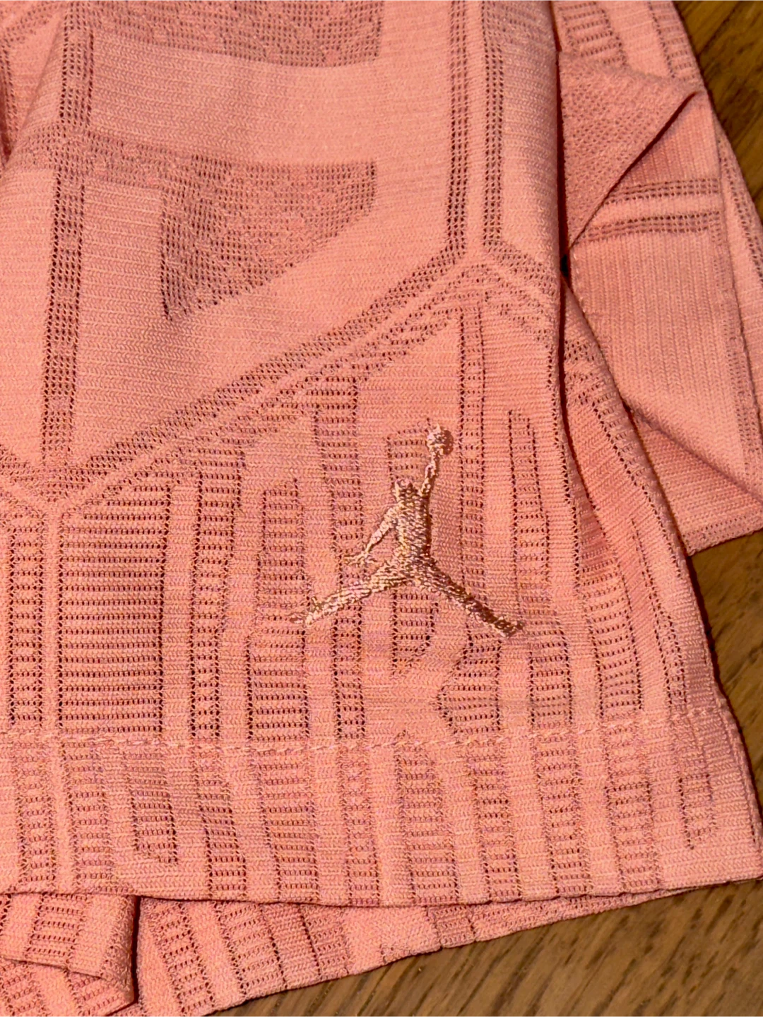 Jordan Pink Shirt and Shoes Retro 3 - photo 3