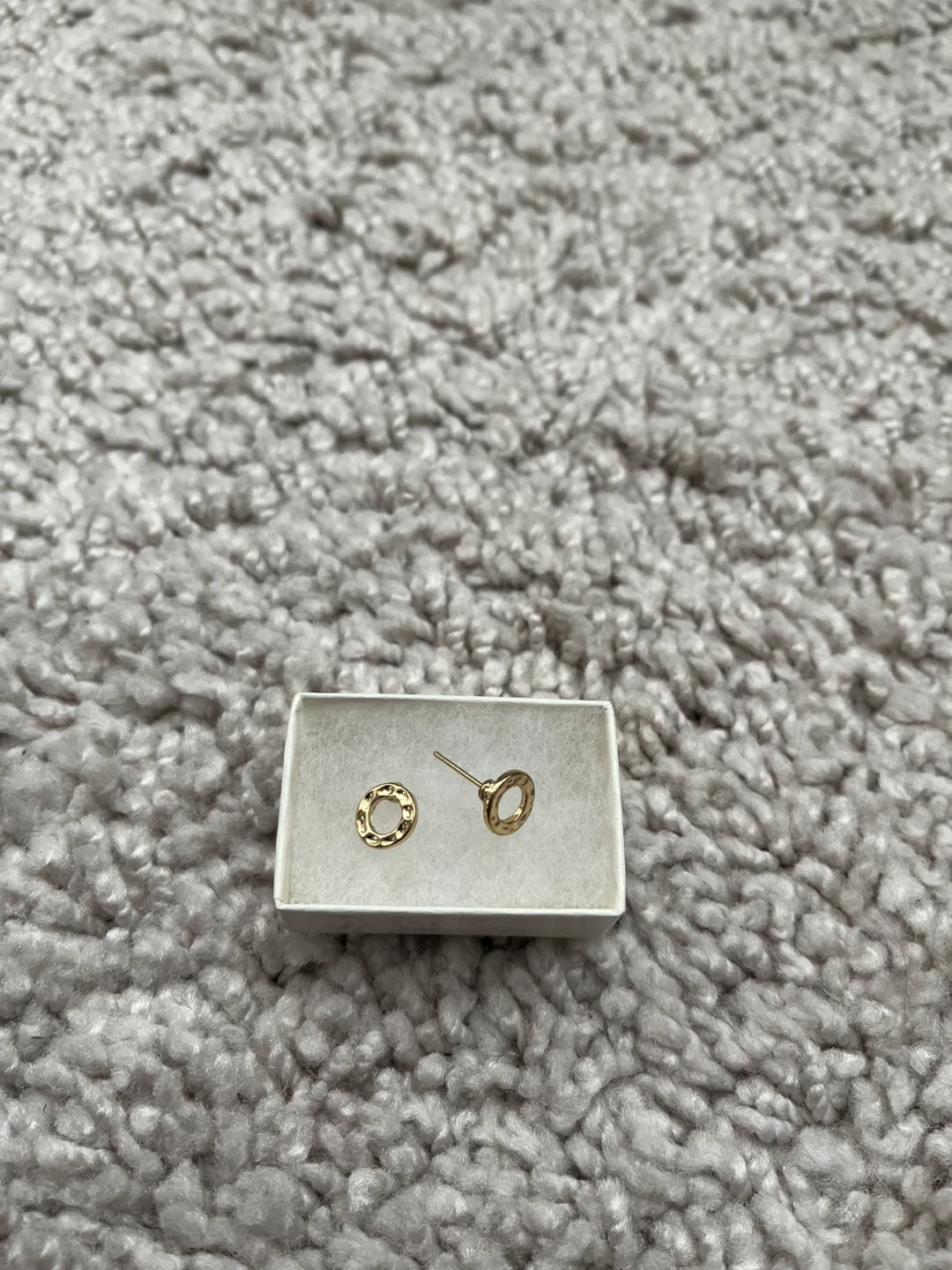 Gold-tone circle stud earrings - photo 2