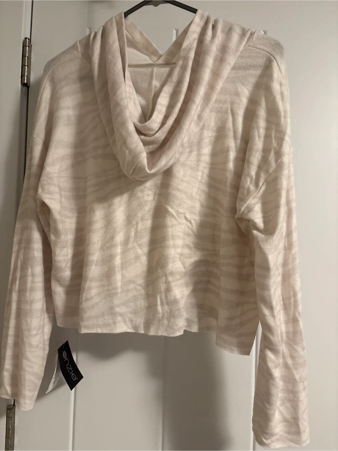 New Onzie Weekend Crop Hoodie - Zebra Print - photo 4
