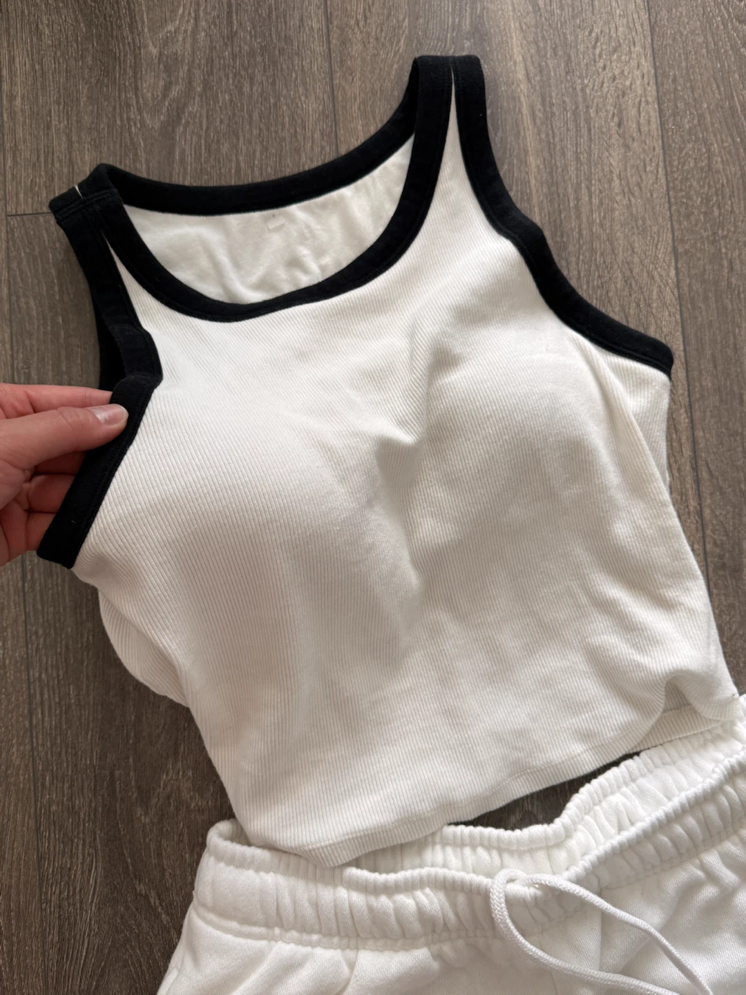 Uniqlo bra Top
