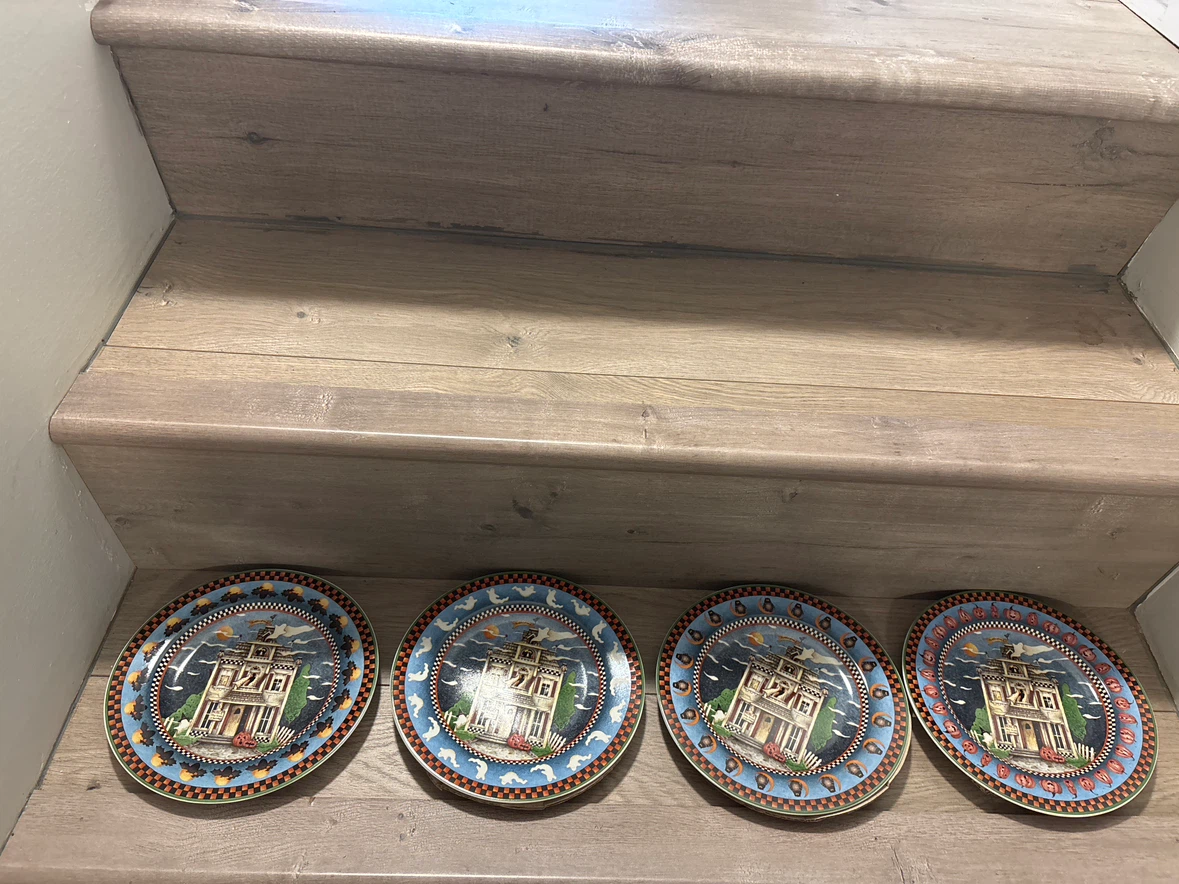 Debbie Mumm Haunted House Salad Dessert Plates - Set of 4 - photo 3
