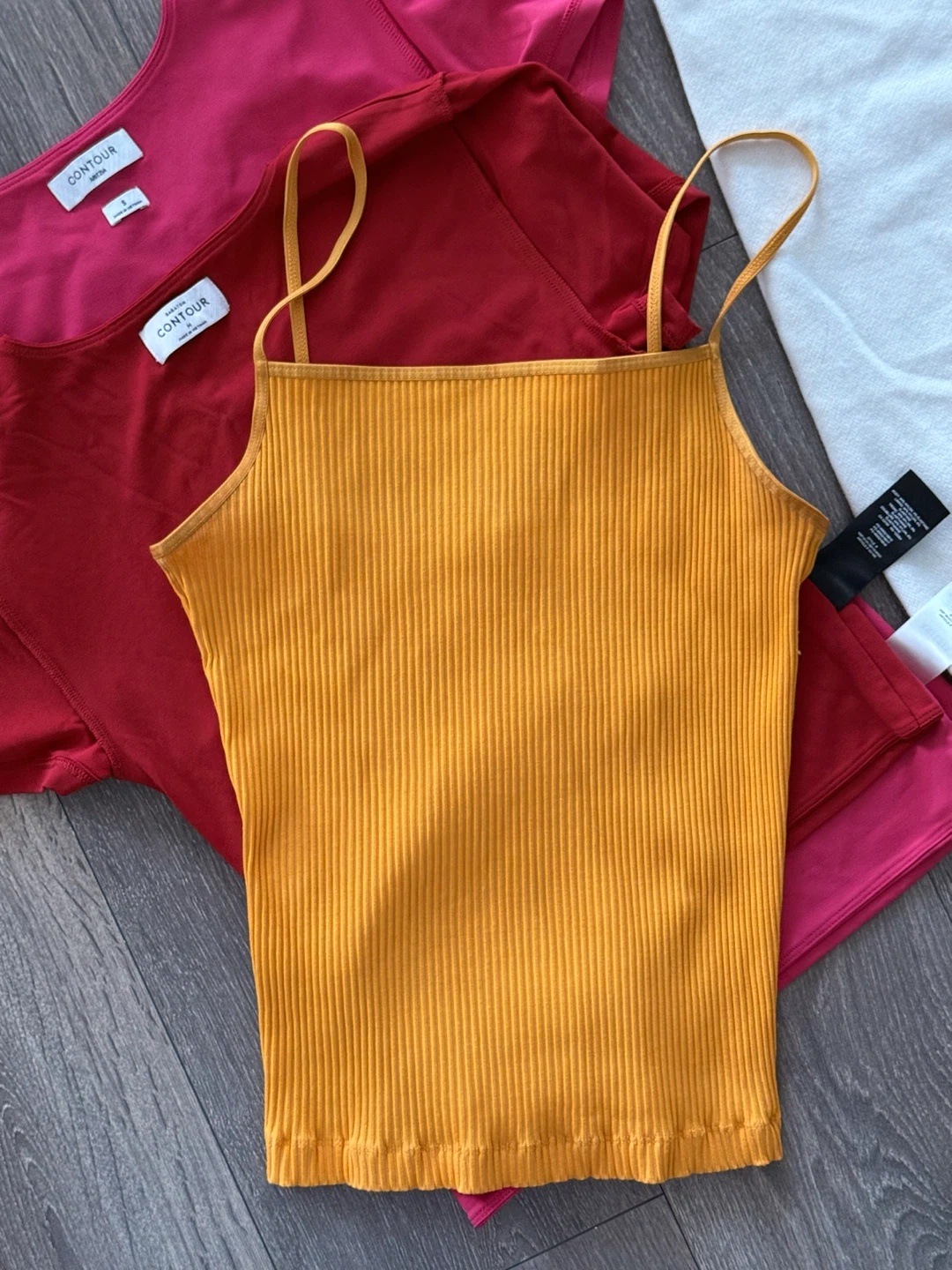 Aritzia/Wilfred Top