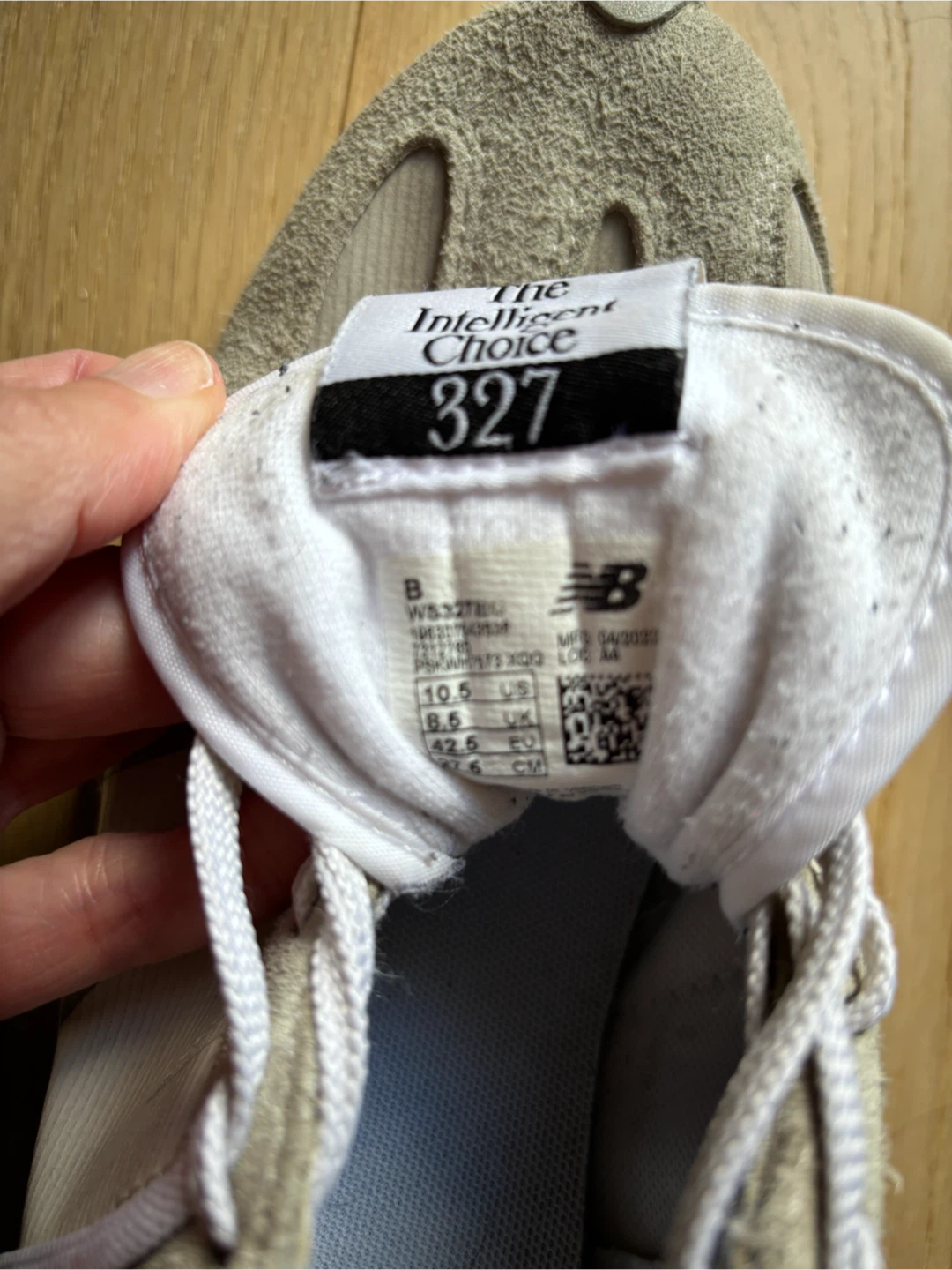 Women’s New Balance 327 Grey Size 10.5 - photo 4