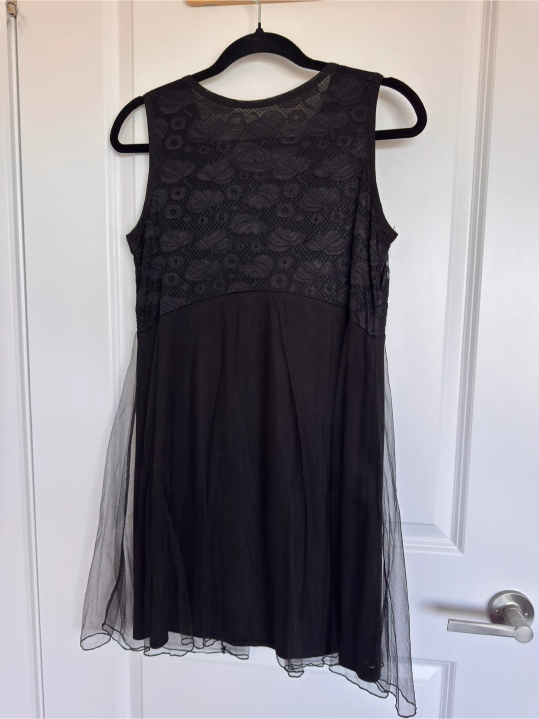 Black sleeveless lace night dress - photo 2