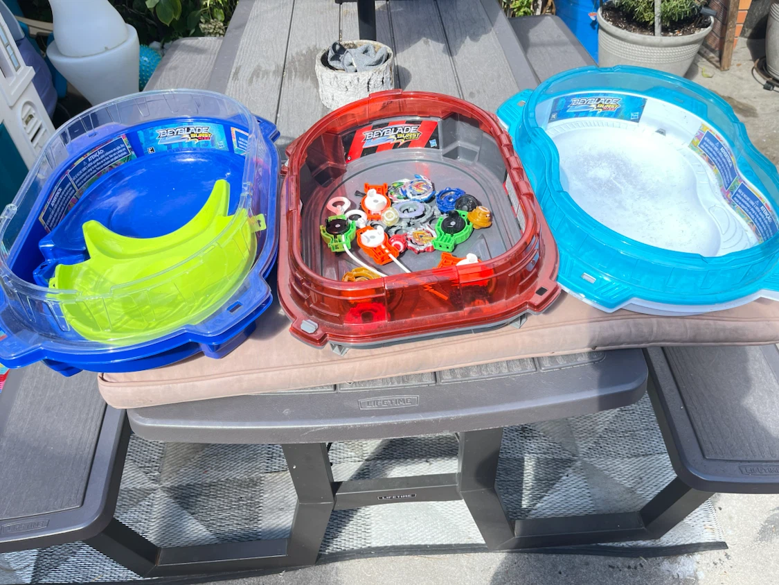 3 Beyblade Burst Arena Set with Accessories