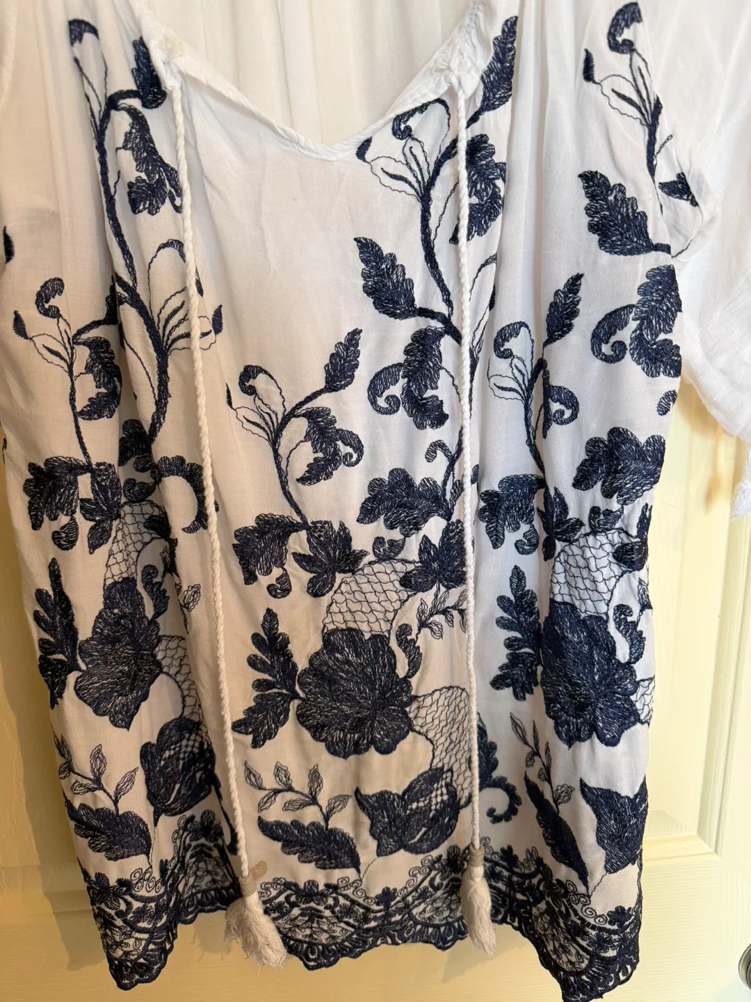 White Tunic with Navy Blue Floral Embroidery - photo 2