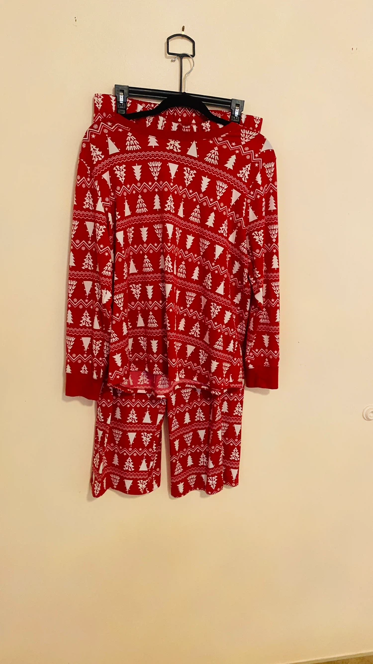 Berkley Jensen size large pjs