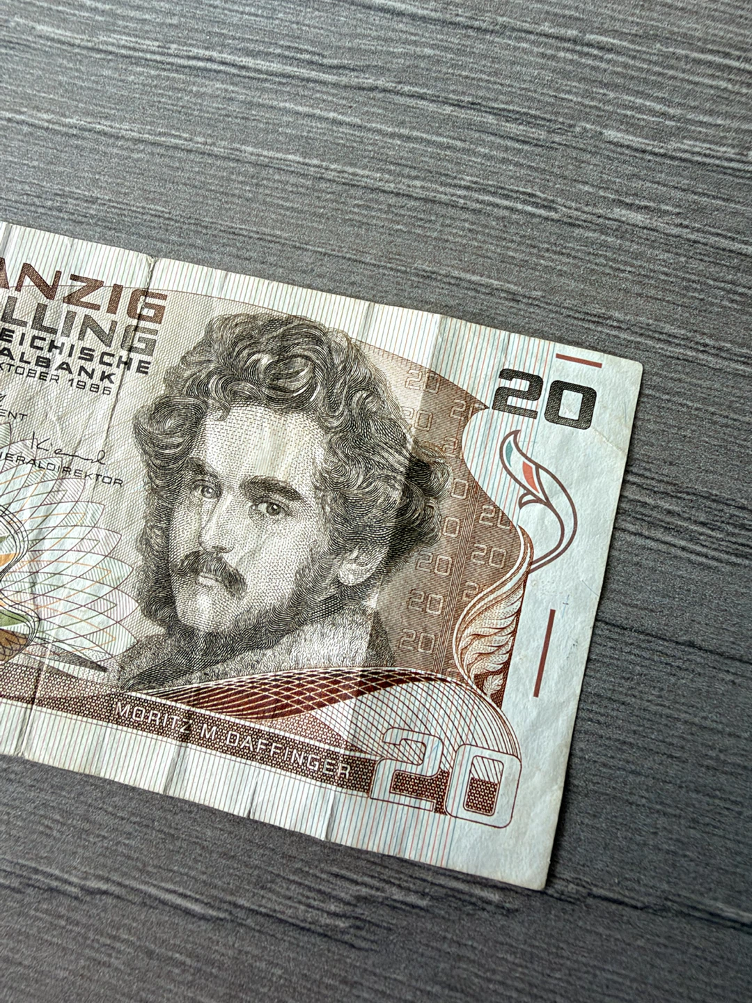 Vintage Austrian 20 Schilling Banknote - photo 4