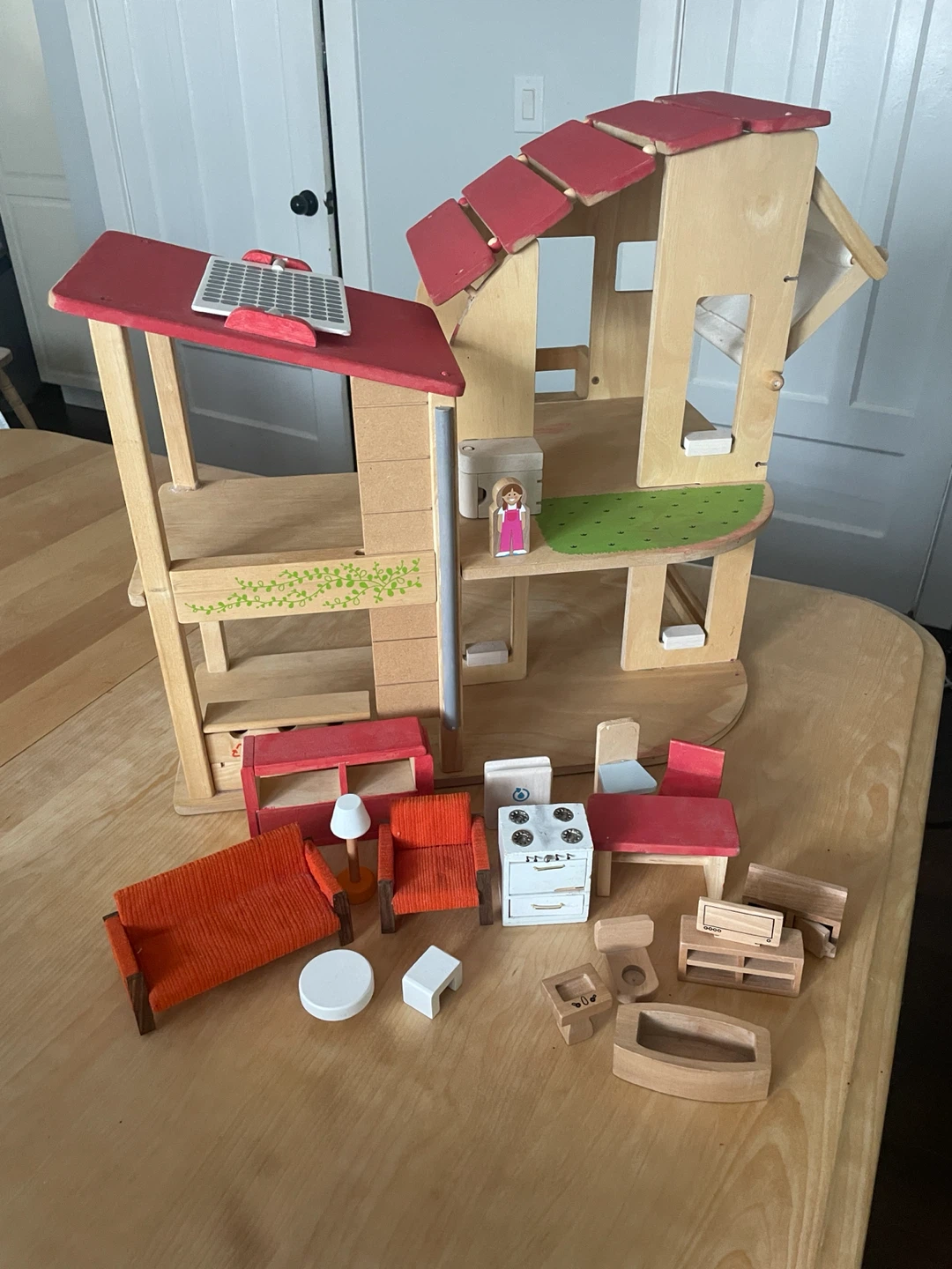 Plan Toys Eco / Green Doll House