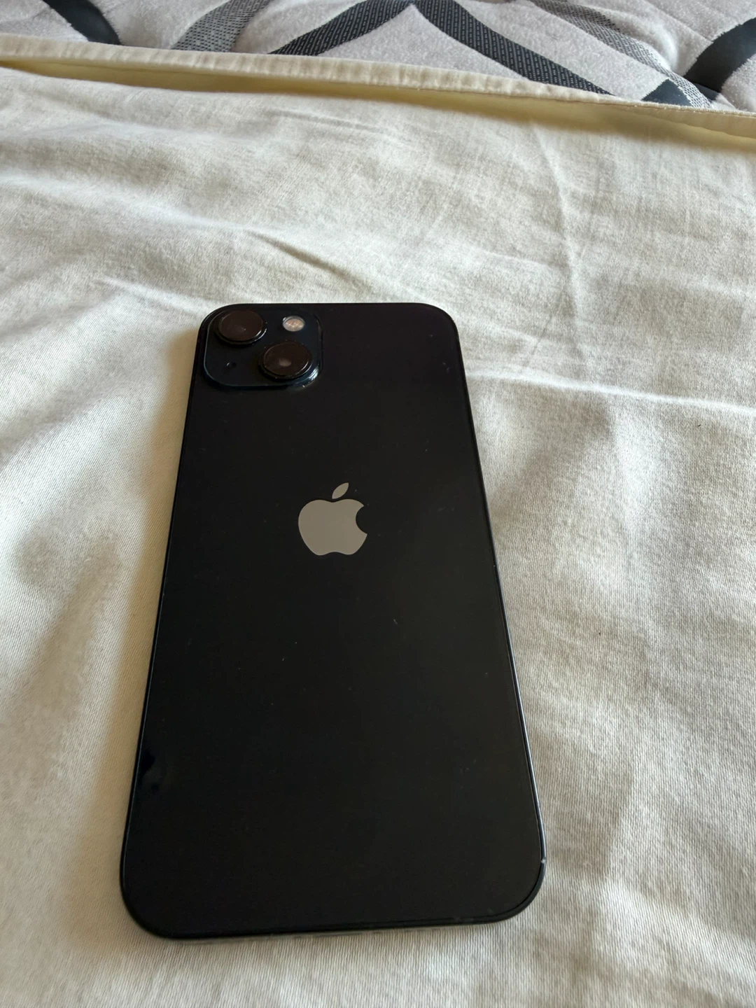 Apple iPhone 13 Black - photo 2