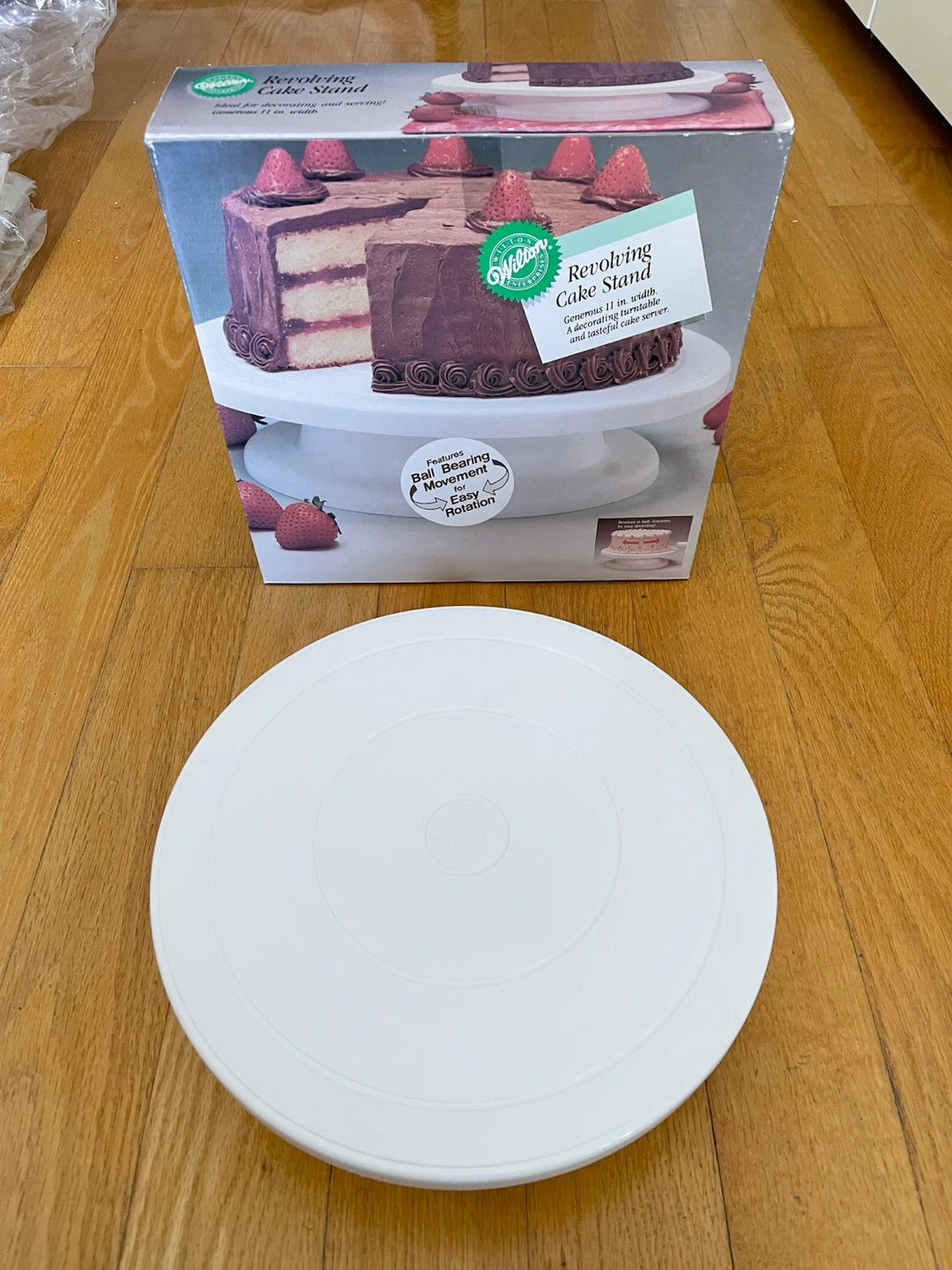 Wilton Revolving Cake Stand