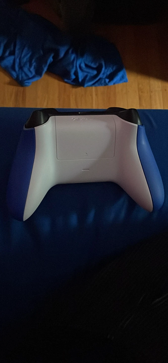 Blue Xbox Wireless Controller - photo 2