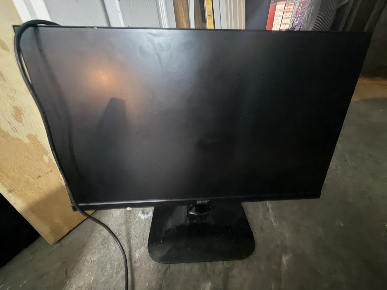 LG and acer Computer Monitor