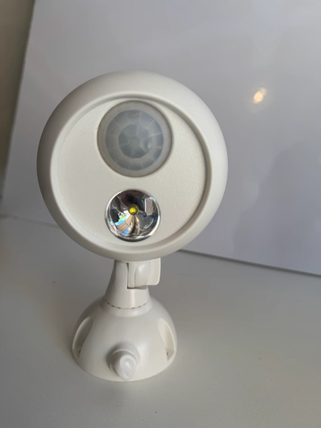 Battery-Operated Motion Sensor LED Light