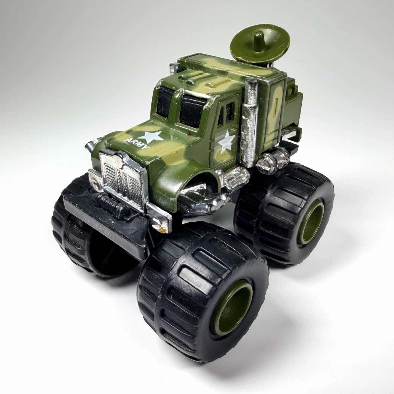 9x Monster Truck Toys - photo 2