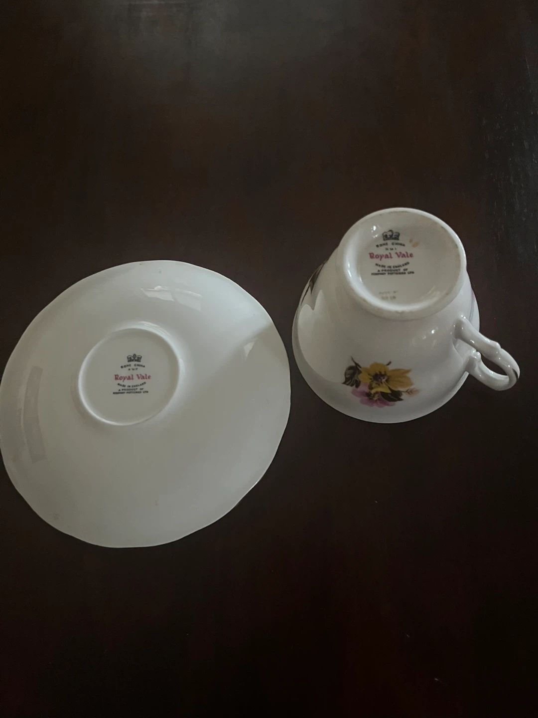 Royal Vale Bone China Tea Cup and Saucer Set - photo 5