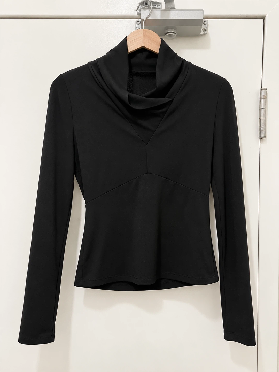 GUESS Top - size S