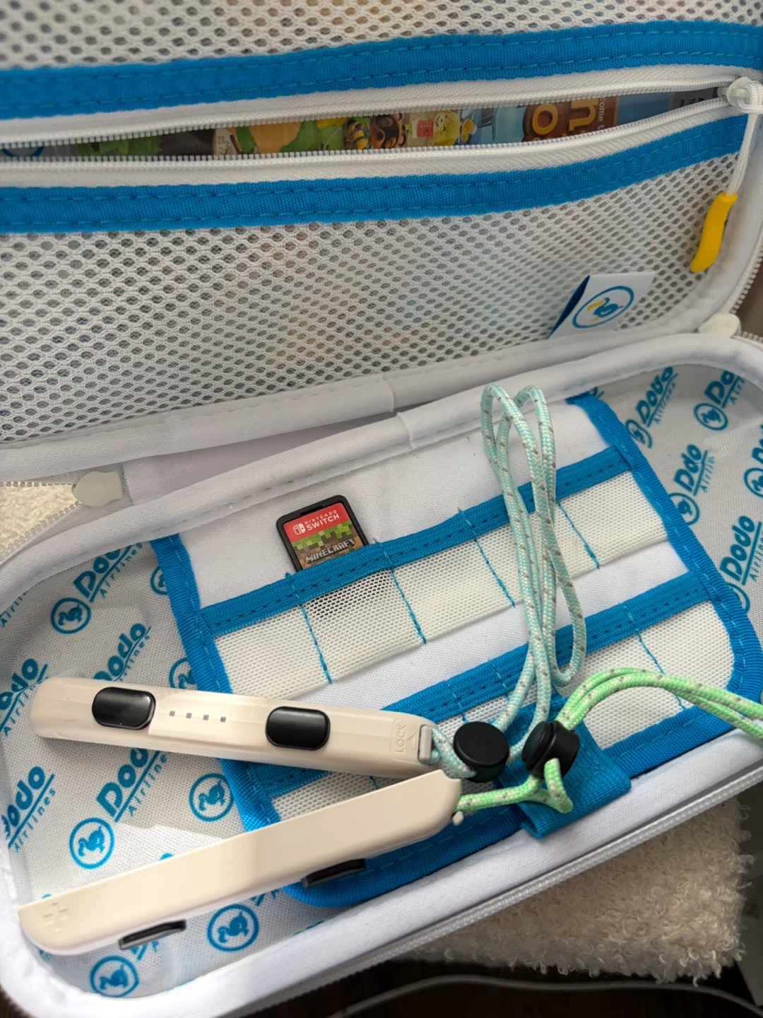 Nintendo Switch Animal Crossing Edition with Dodo Airlines Case - photo 2