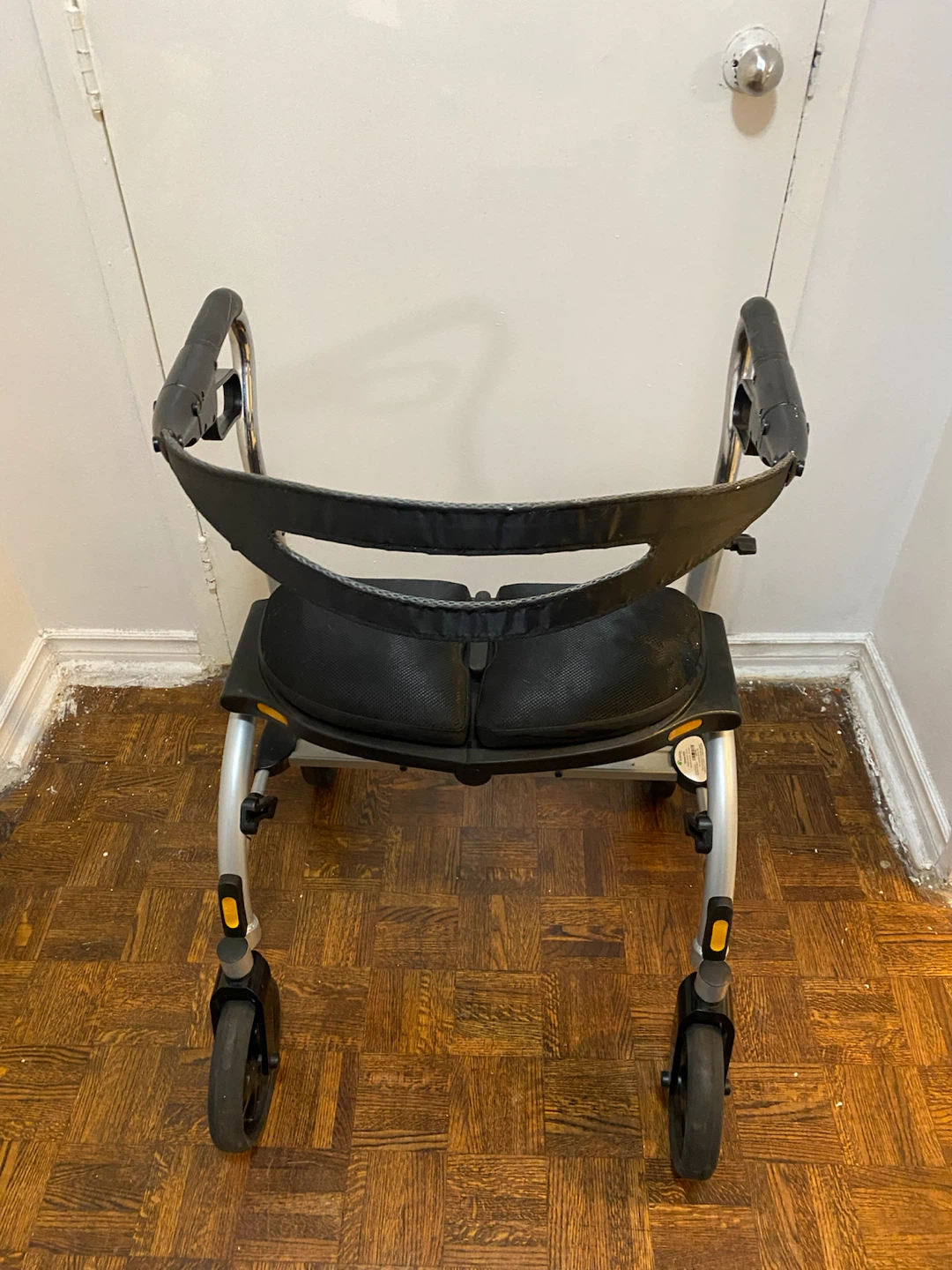 Foldable quality 4 wheel walker - photo 3