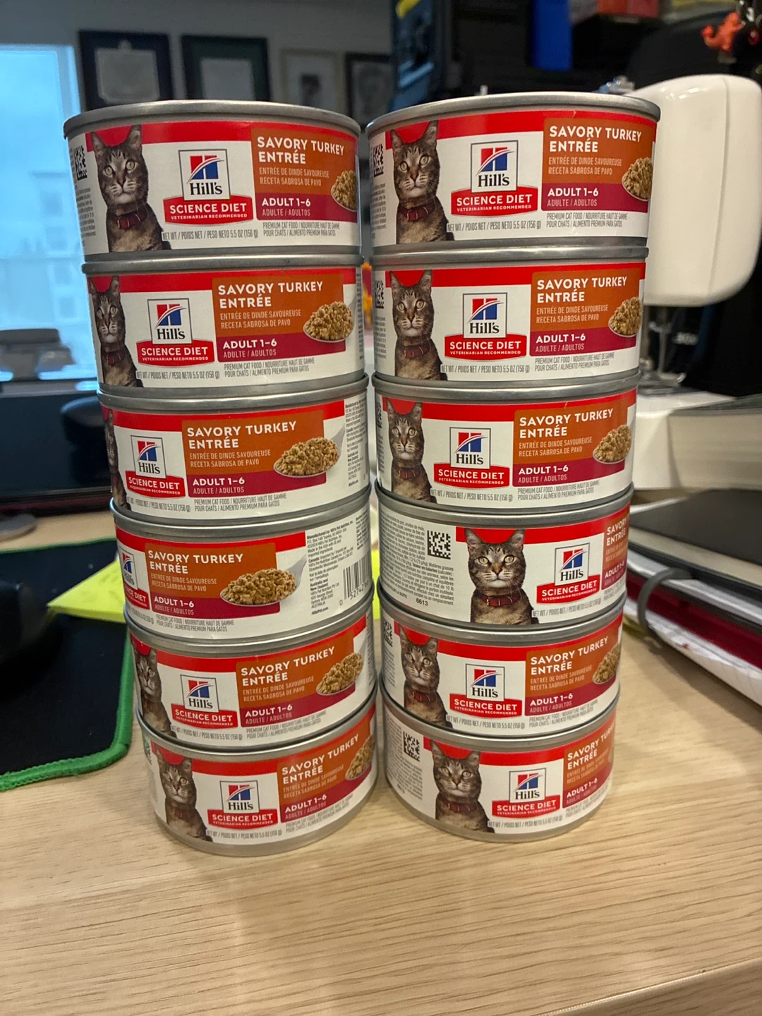 12 Cans Hill's Science Diet Savory Turkey Entrée