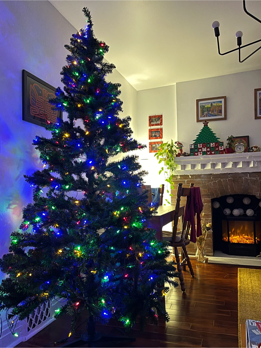 7ft Christmas tree Pre-Lit Duncan Fir in box