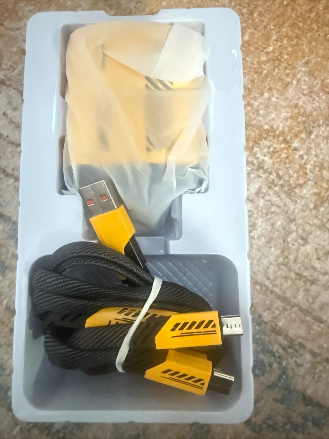 240W Power Max GaN Fast Charger - photo 3