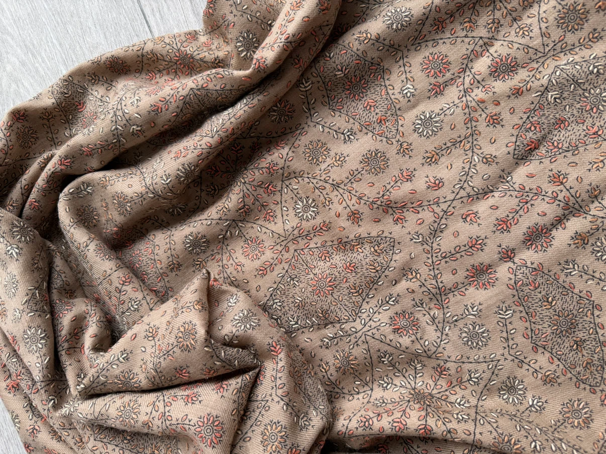 Kashmiri Floral Embroidered (Beige/Taupe) Shawl/Long Scarf - photo 4