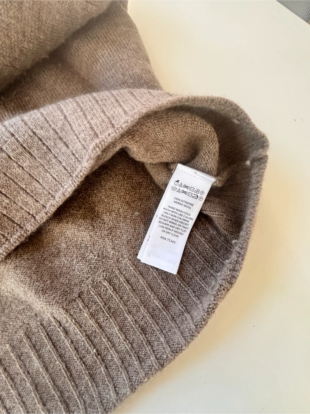 Rachel Zoe 100% Extrafine Merino Wool Sweater - photo 3