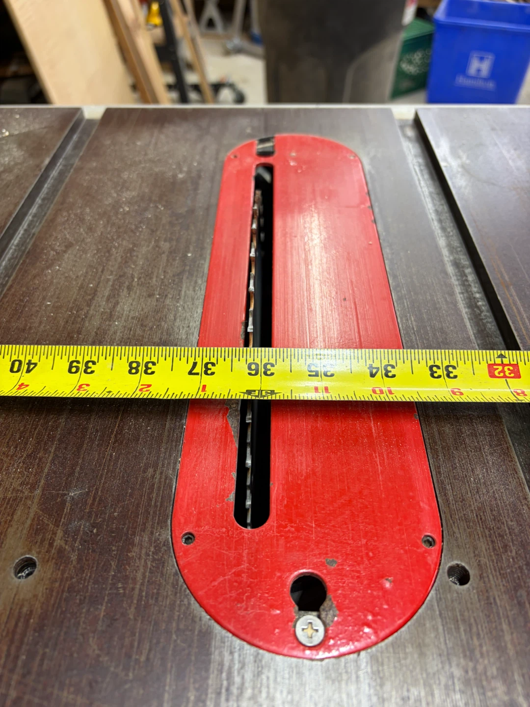 Central Machinery Table Saw Item #46813 - photo 2