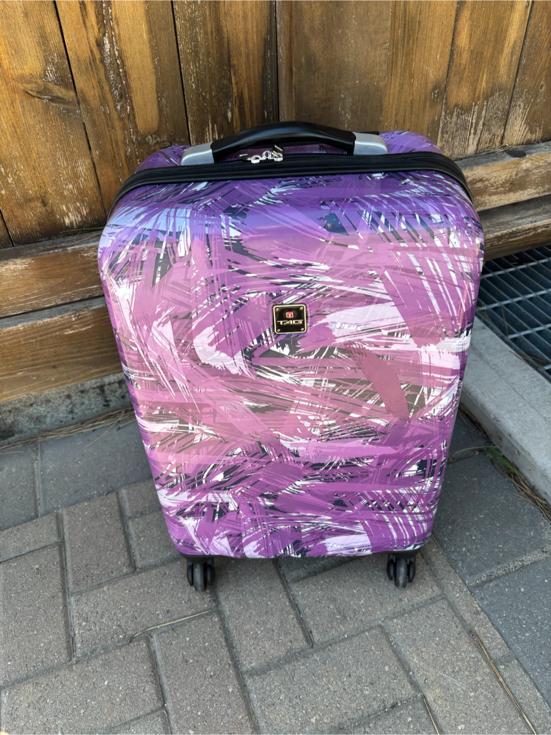 Carry on TAG Purple Abstract Print Hardshell Carry-On
