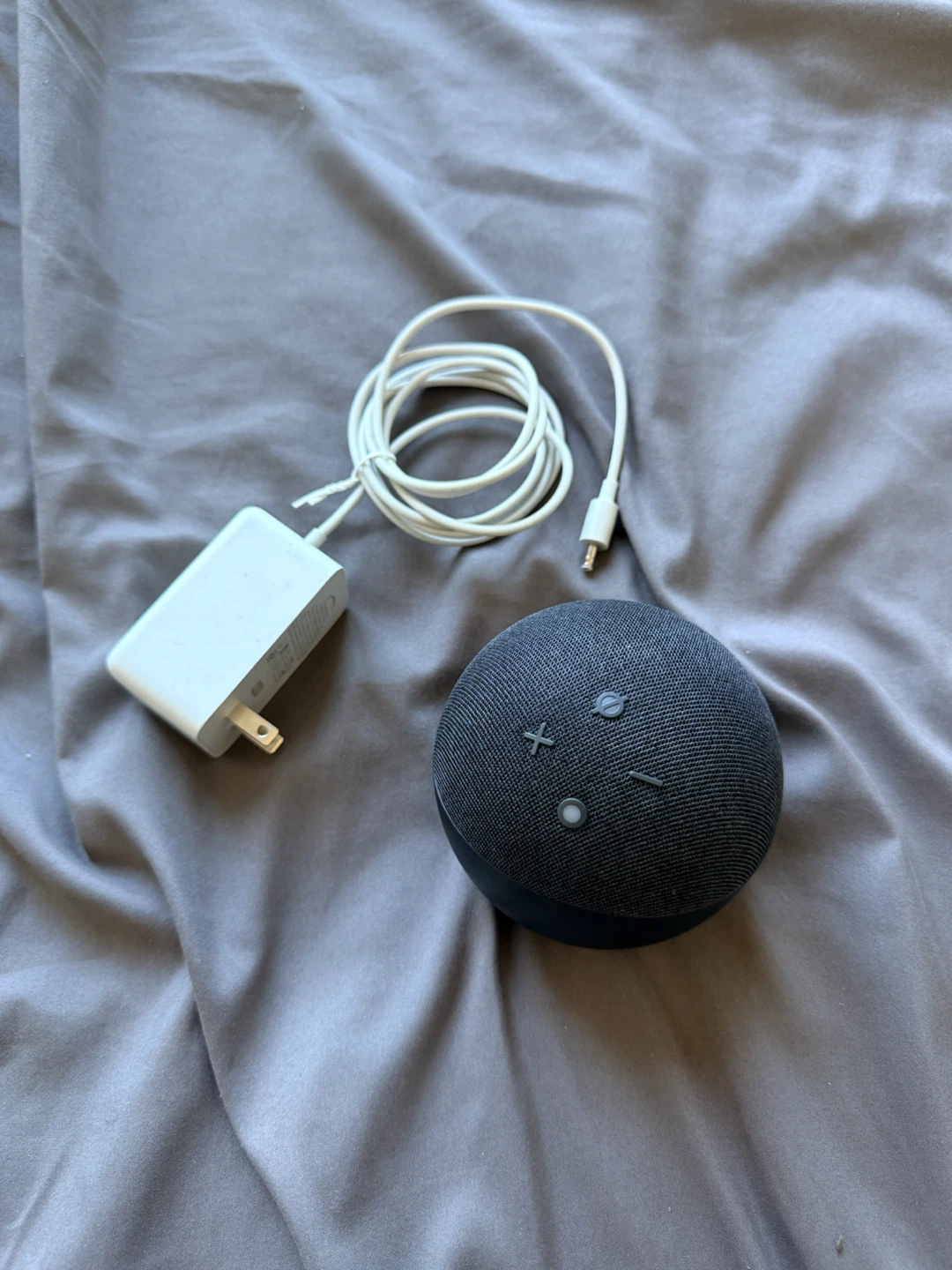 Amazon Echo Dot 5th Gen (Price is negotiable)