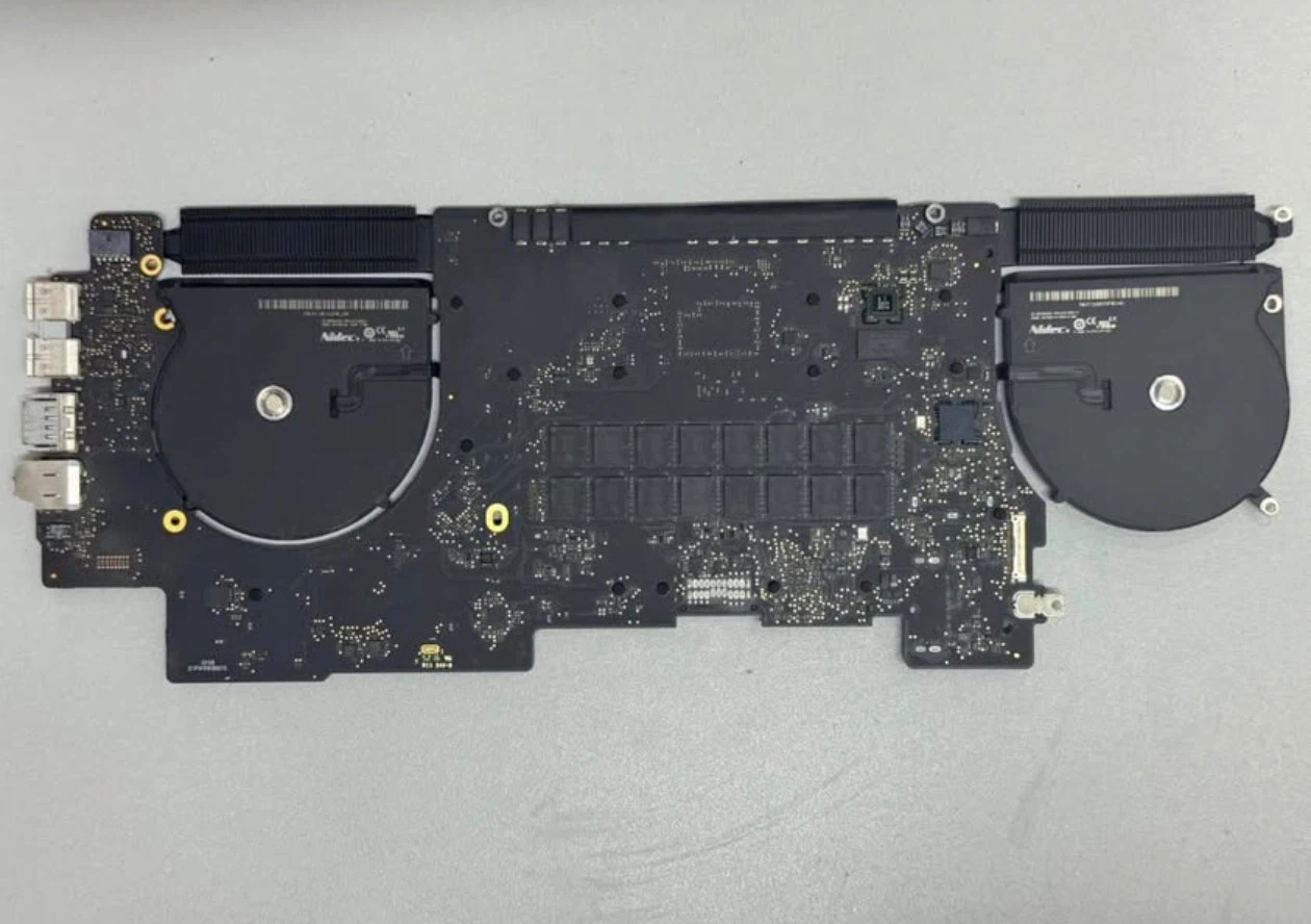 Logic Board MacBook Pro 15 Mid 2015 i7 2.2GHz 16GB 820-00138-A - photo 2