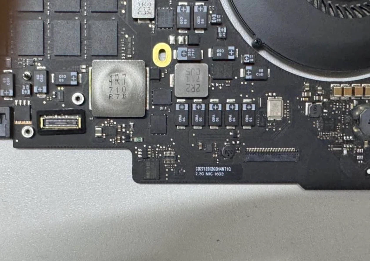 Logic Board MacBook Pro 15 Mid 2015 i7 2.2GHz 16GB 820-00138-A - photo 3