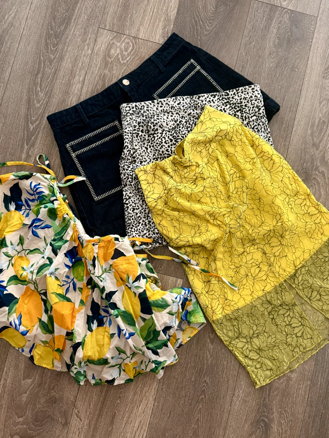 4 piece lot