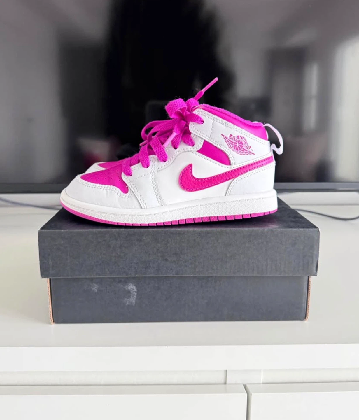 Air Jordan 1 Mid PS Fire Pink