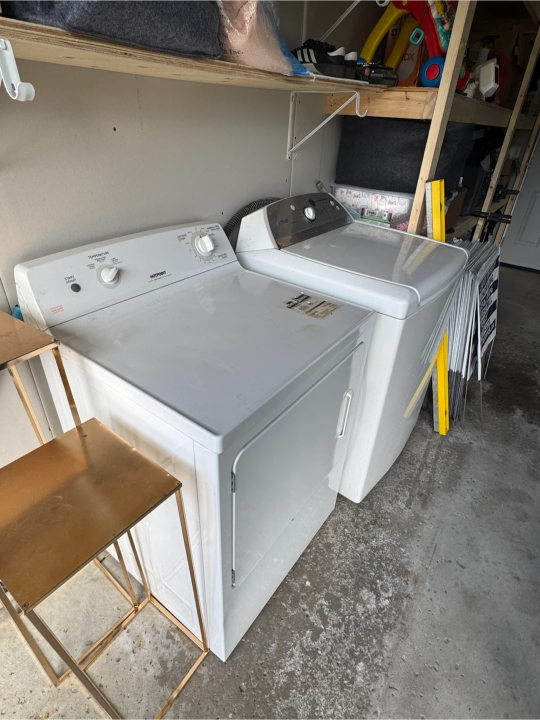 Hotpoint Clothes Dryer - photo 2