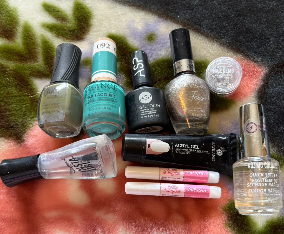 Nail polish lot - photo 2