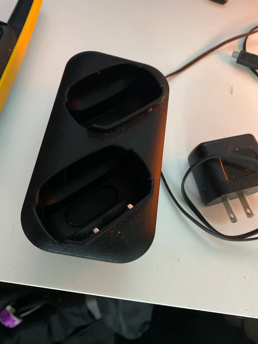 Motorola Talkabout Walkie Talkies - photo 3