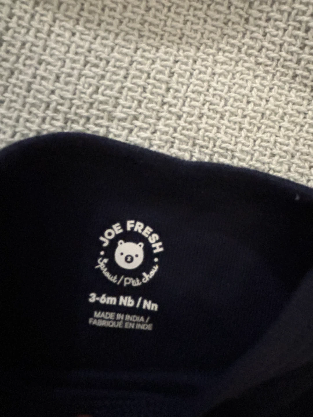Joe Fresh Baby Bodysuits (3-6 Months) - photo 2