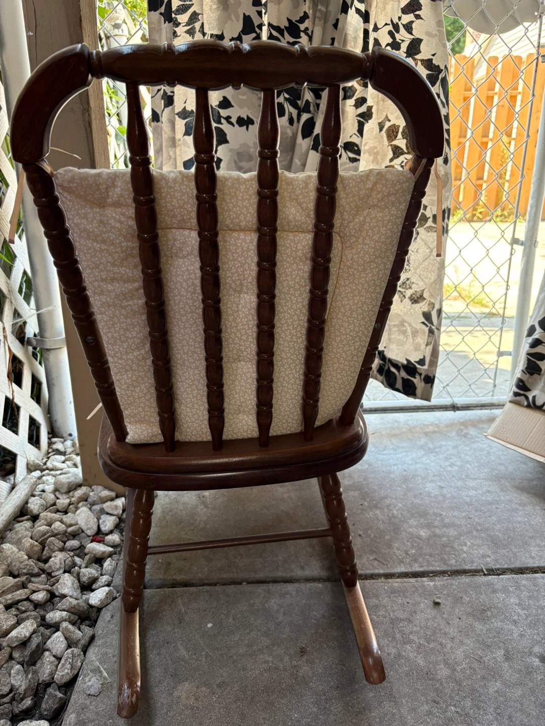 Vintage midcenturykidsWooden Spindle Rocking Chair with Cushion - photo 2